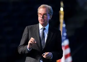 800px-NNegoponte_USNA_20090415_